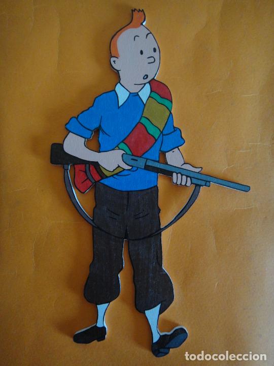 C&oacute;mics: FIGURA DE MADERA TINTIN EN EL TEMPLO DEL SOL 21CM . - Foto 1