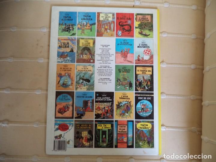 C&oacute;mics: Comic Les Aventures de Tintin.Els Picarons.Texto en catal&aacute;n. - Foto 2