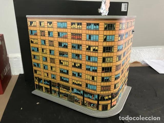 C&oacute;mics: Tintin edificio lombardo - Foto 1
