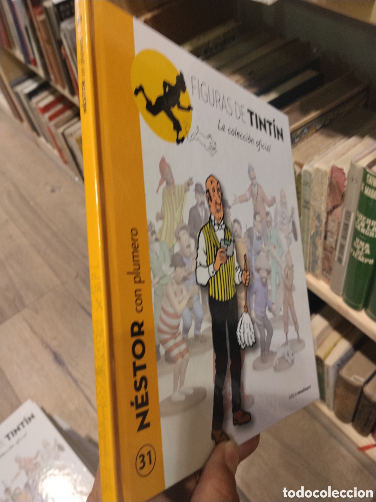 Comics : Figuras de Tint&iacute;n. N. 31. N&eacute;stor con plumero