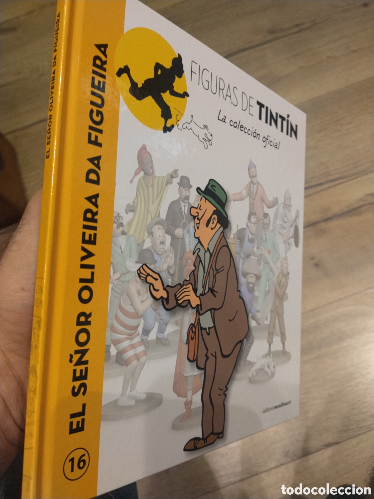 Comics: Figuras de Tint&iacute;n. N. 16. El se&ntilde;or Oliveira da figueira