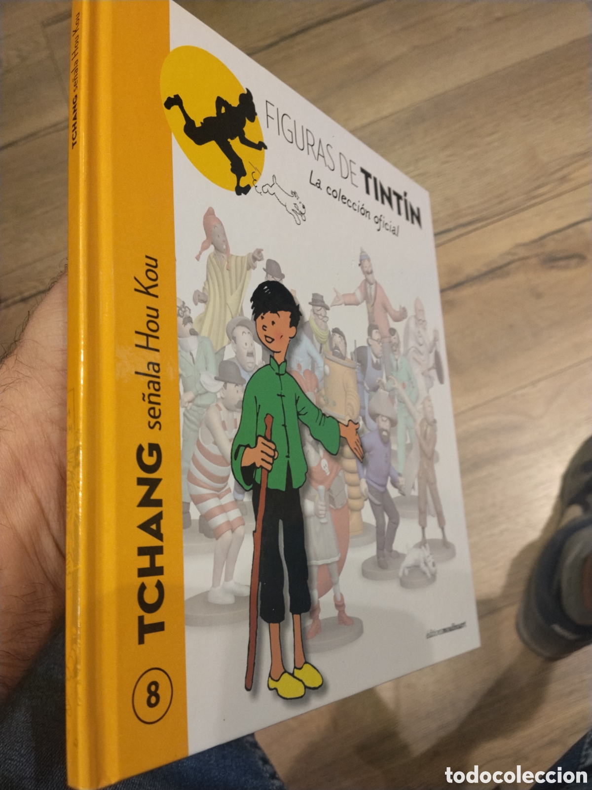 Comics: Figuras de Tint&iacute;n. N. 8. Tchang se&ntilde;ala Hou Kou