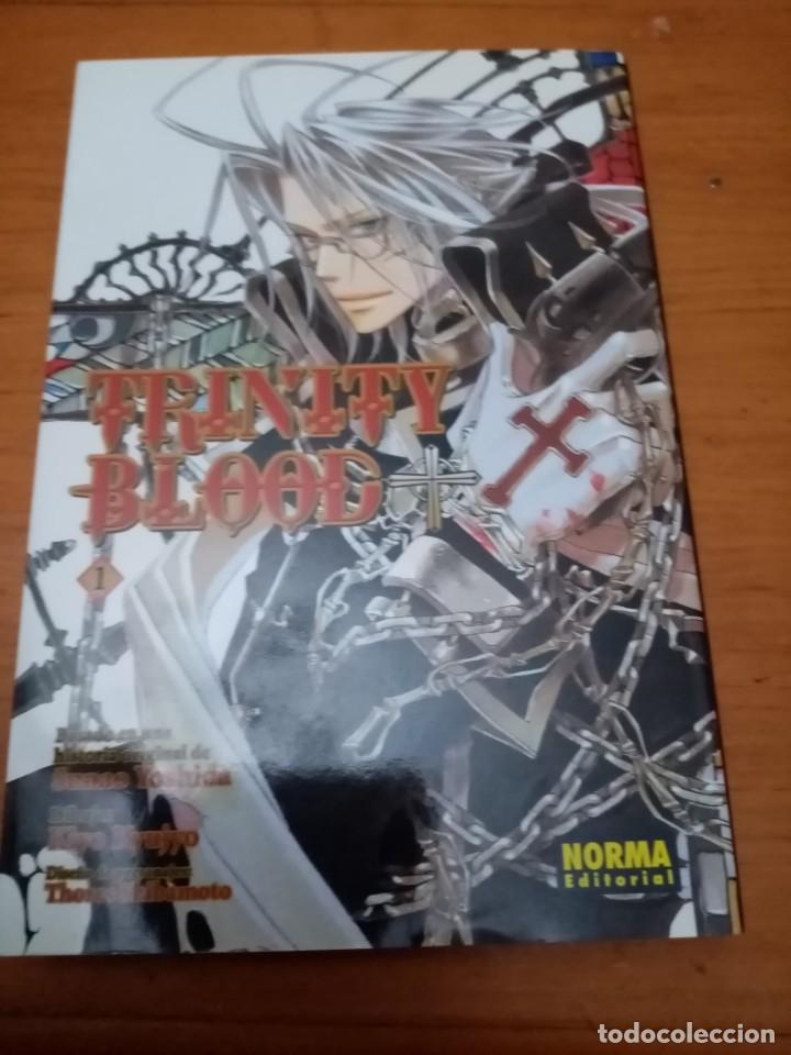 C&oacute;mics: TRINITY BLOOD. N&ordm;. 1 Y 3. . EST4B1 - Foto 2