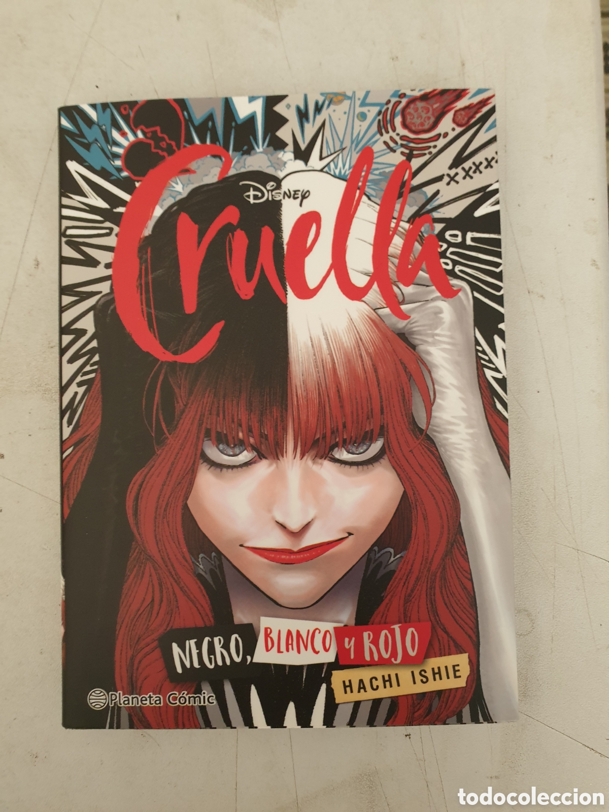 Comics : CRUELLA NEGRO BLANCO Y ROJO. PLANETA. HACHI ISHIE