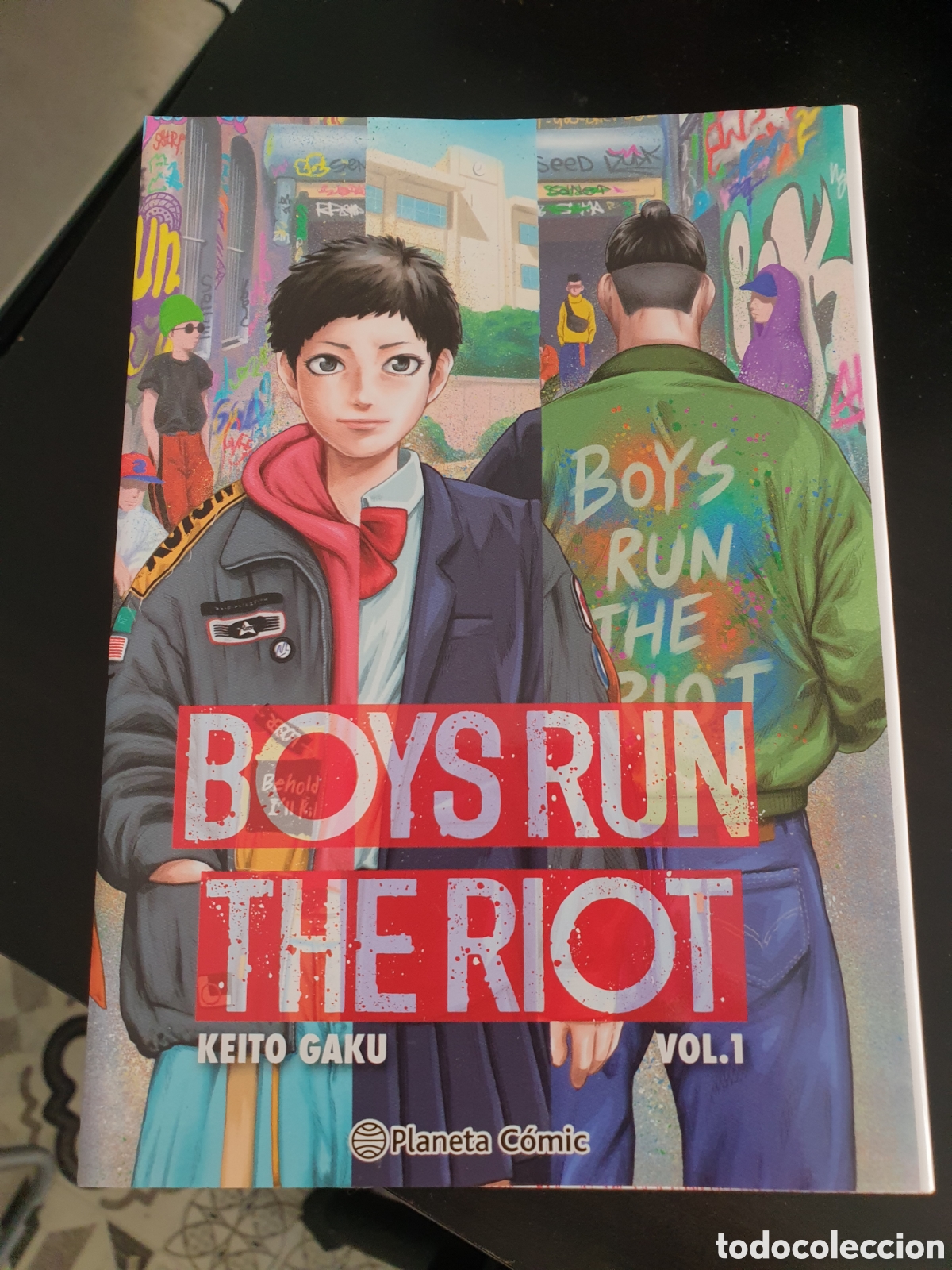 Comics: BOYS RUN THE RIOT 1