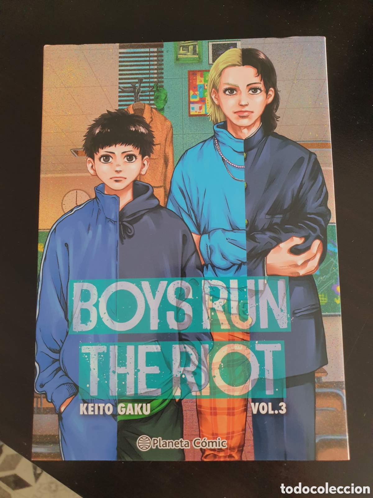 Comics: BOYS RUN THE RIOT 3
