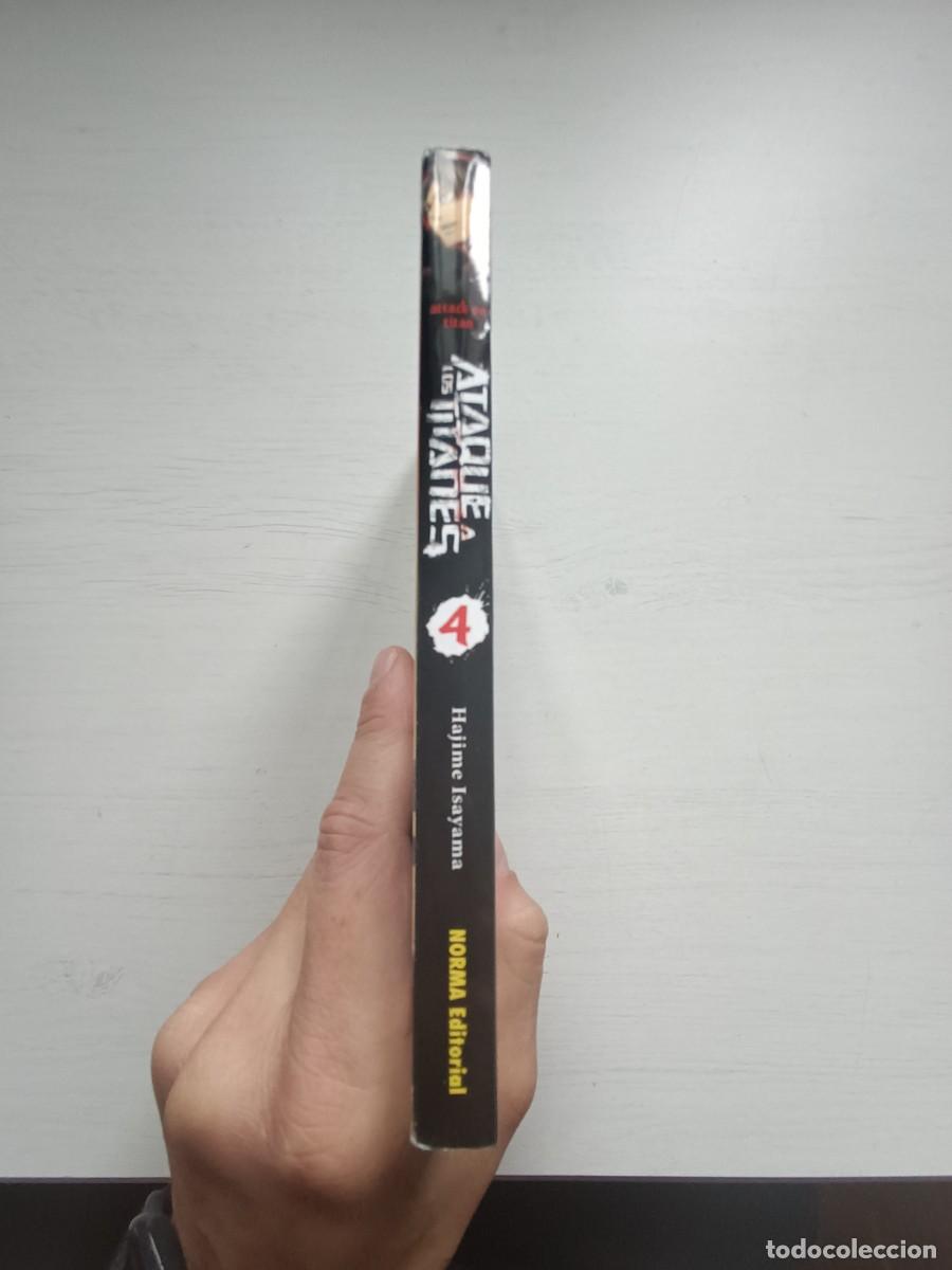 C&oacute;mics: Ataque a los titanes 4 - Hajime Isayama. Norma - Foto 3