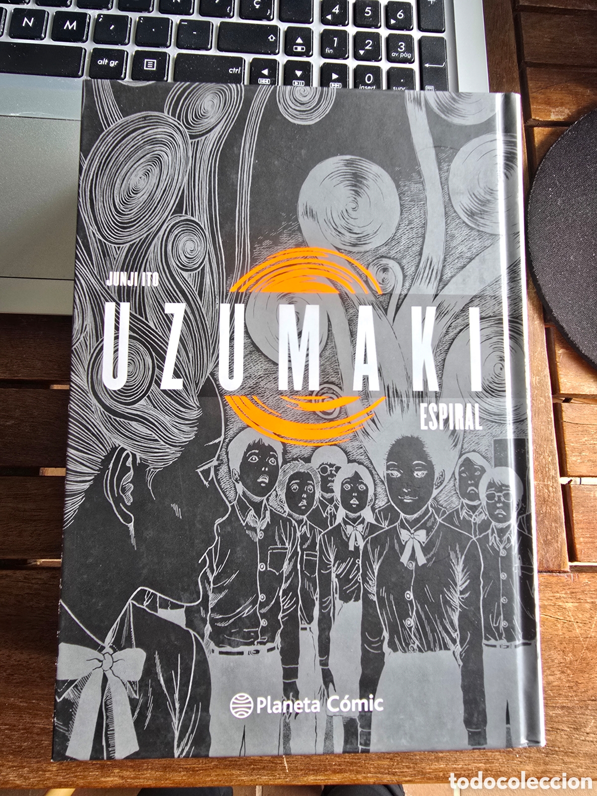 C&oacute;mics: UZUMAKI espiral Ito, Junji Traducci&oacute;n: Daruma Editorial PLANETA COMICS 2017 Manga: seinen
