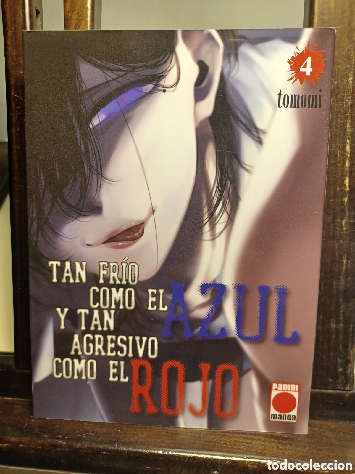 C&oacute;mics: Tan fr&iacute;o como el azul y tan agresivo como el rojo 4 de 10/ Tomomi/ Seinen/ Panini/ NUEVO A ESTRENAR