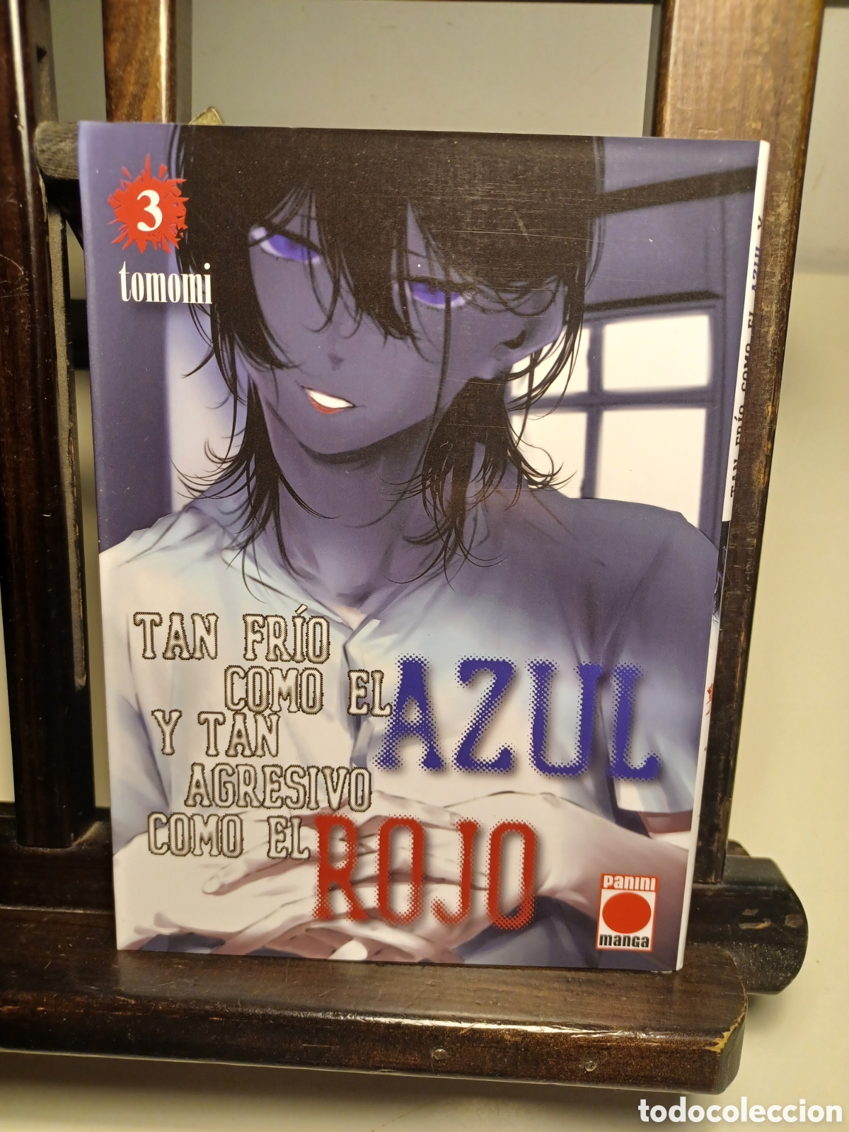 C&oacute;mics: Tan fr&iacute;o como el azul y tan agresivo como el rojo 3 de 10/ Tomomi/ Seinen/ Panini/ NUEVO A ESTRENAR