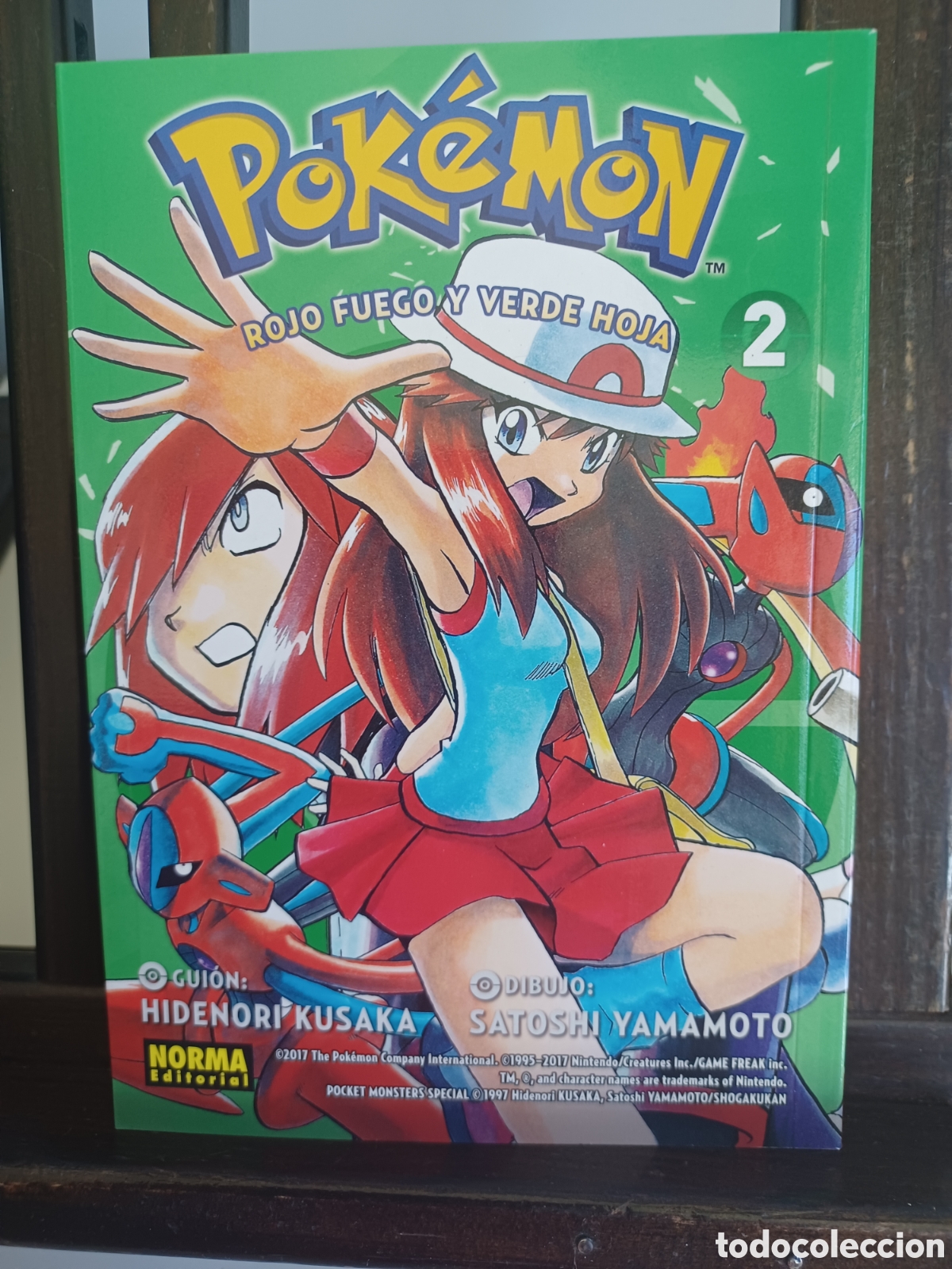 C&oacute;mics: Pok&eacute;mon 14 de 32. Rojo fuego y verde hoja 2/ Norma/ NUEVO A ESTRENAR
