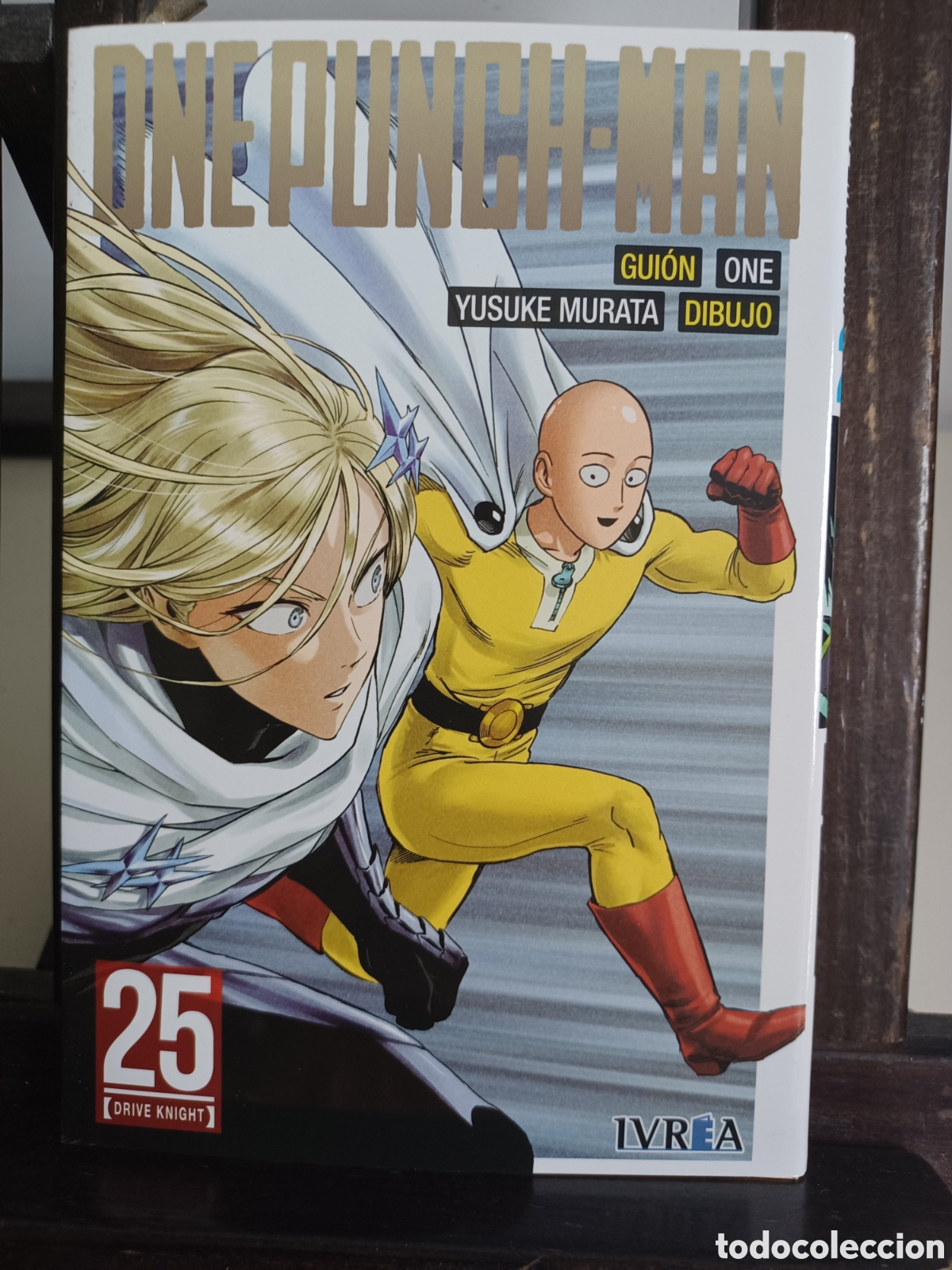 C&oacute;mics: One Punch-Man 25 Drive Knight/ Seinen/ Ivrea/ NUEVO A ESTRENAR
