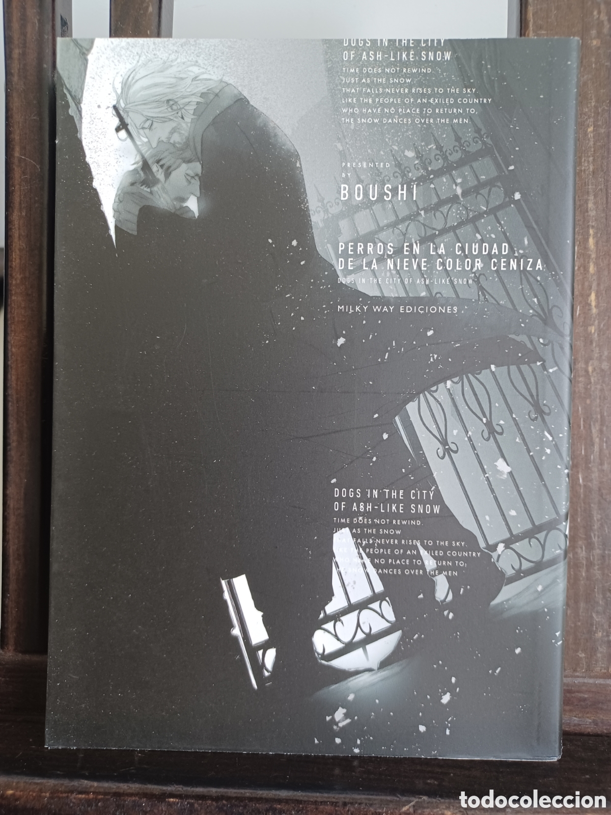 C&oacute;mics: Perros en la ciudad de la nieve color ceniza/ Tomo &uacute;nico/ Manga BL/ Milky Way/ NUEVO A ESTRENAR