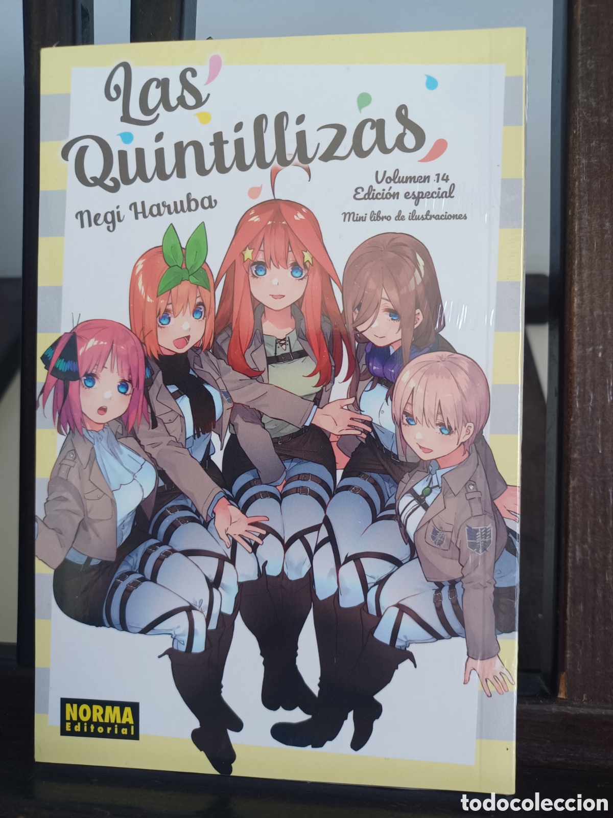 C&oacute;mics: Las quintillizas. Volumen 14 edici&oacute;n especial. Mini libro de ilustraciones/ NUEVO PRECINTADO