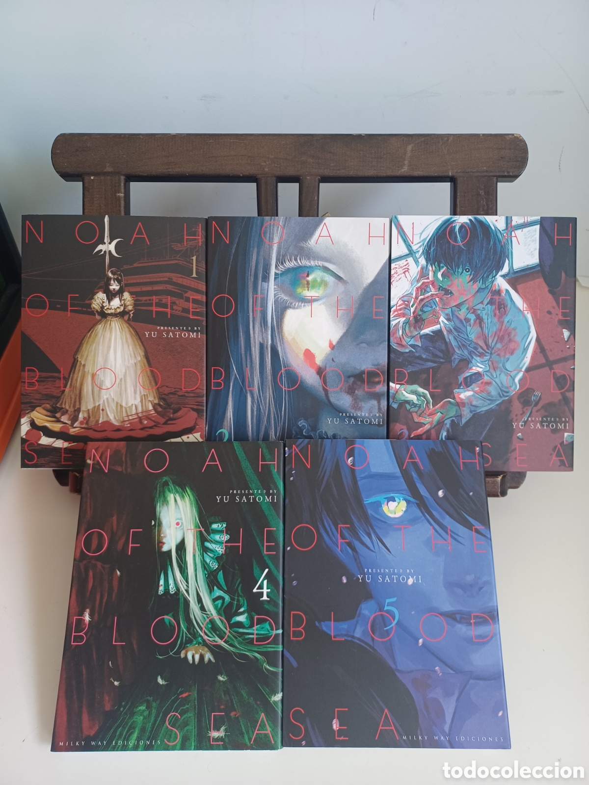 C&oacute;mics: Noah of the blood sea/ Serie completa 5 tomos/ Yu Satomi/ Seinen/ Milk Way/ NUEVO A ESTRENAR