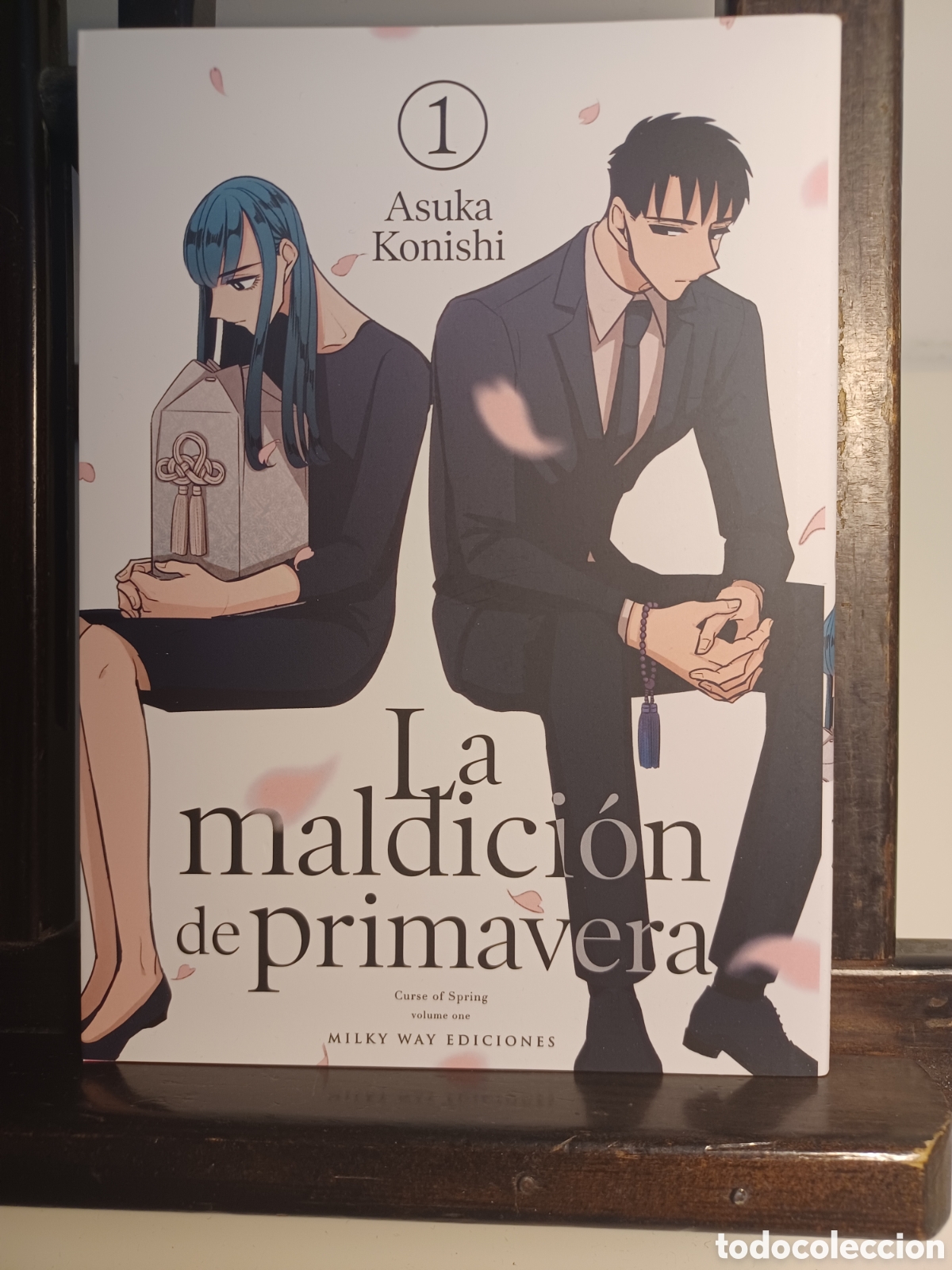 C&oacute;mics: La maldici&oacute;n de primavera 1 de 2/ Asuka Konishi/ Josei/ Milky Way/ NUEVO A ESTRENAR