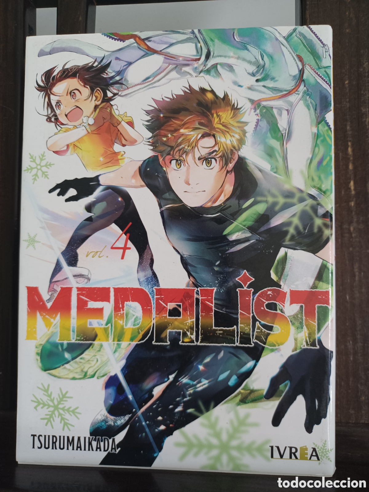 C&oacute;mics: Medalist 4/ Tsurumaikada/ Seinen/ Ivrea/ NUEVO A ESTRENAR