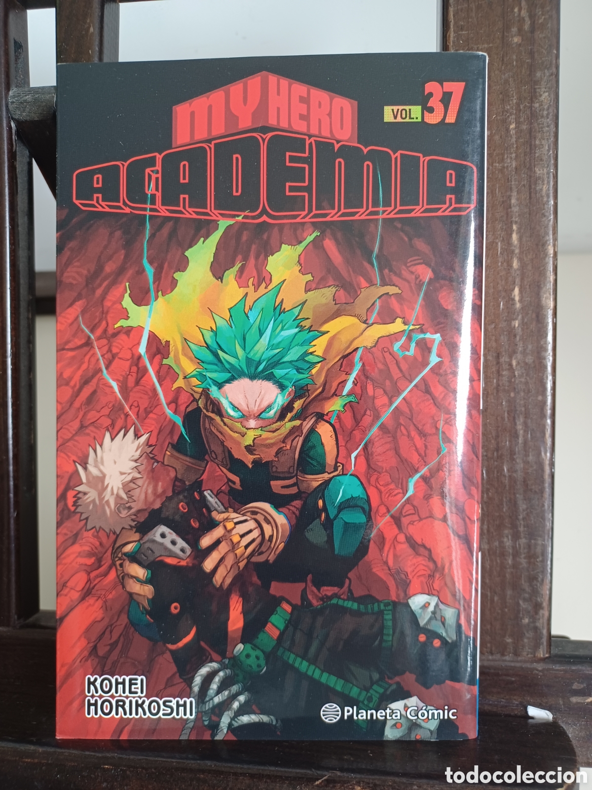 C&oacute;mics: My hero academia 37 de 42/ Kohei Horikoshi/ Shonen/ Planeta/ NUEVO A ESTRENAR