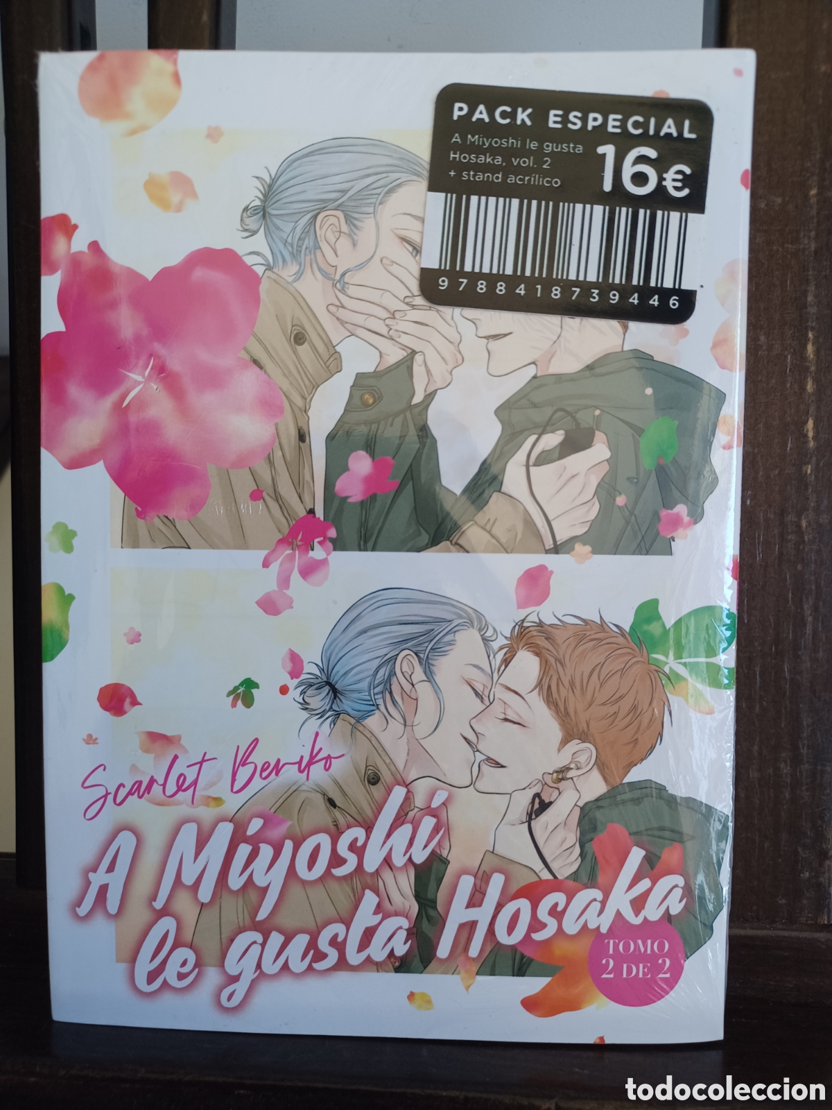 C&oacute;mics: A Miyoshi le gusta Hosaka 2 de 2 Edici&oacute;n especial + stand acr&iacute;lico/ Scarlet Beriko/ NUEVO PRECINTADO