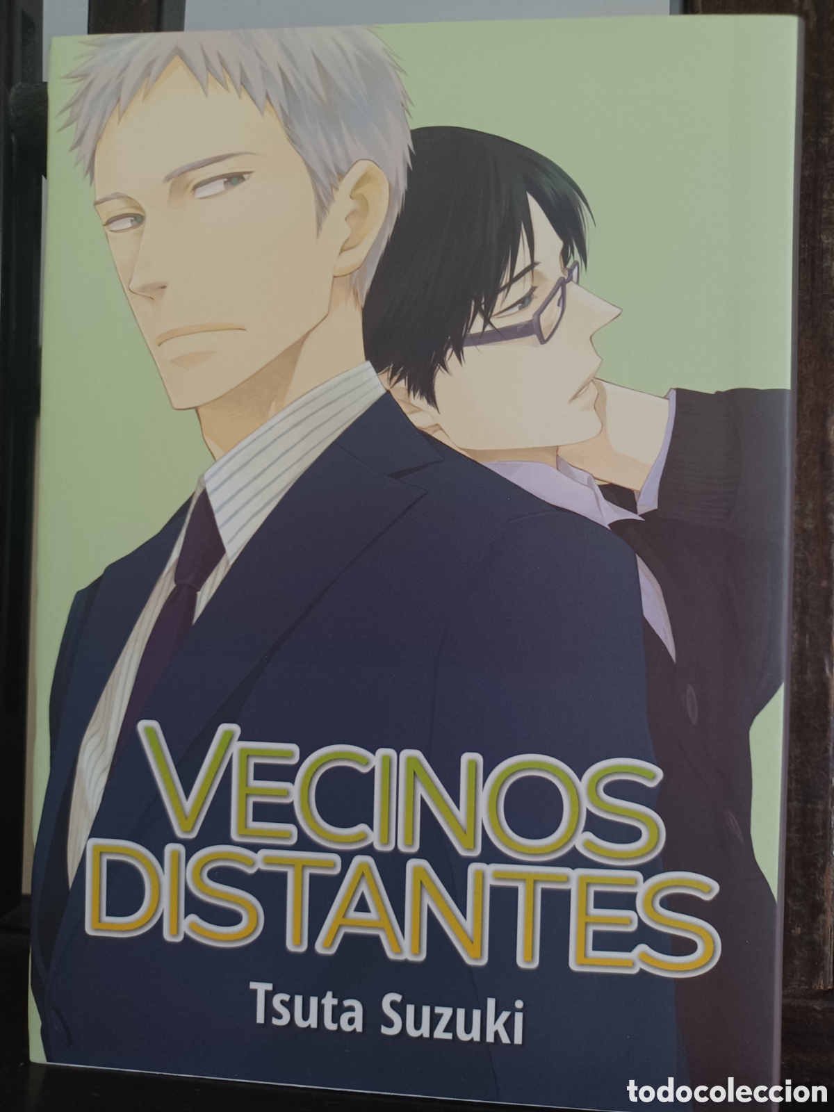 C&oacute;mics: Vecinos distantes/ Tomo &uacute;nico/ Tsuta Suzuki/ Manga BL/ Tomodomo/ NUEVO A ESTRENAR