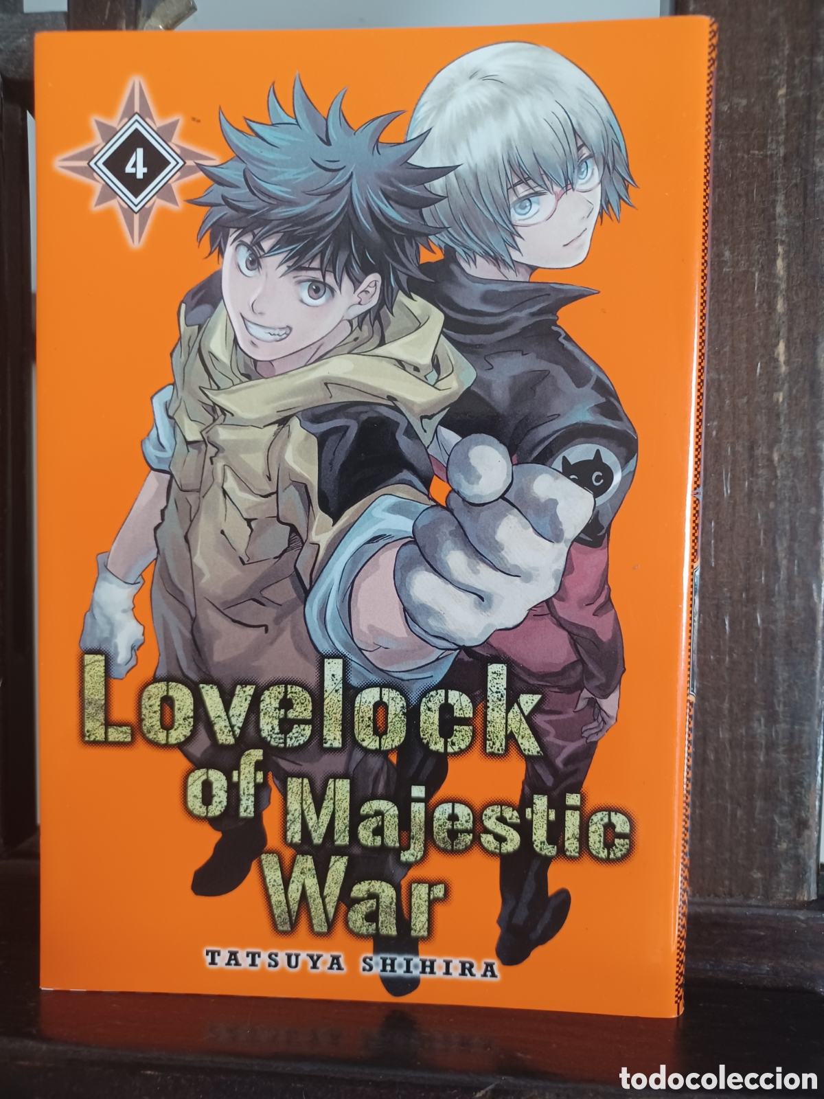 C&oacute;mics: Lovelock of Majestic War 4 de 4/ Tatsuya Shihira/ Shonen/ Milky Way/ NUEVO A ESTRENAR