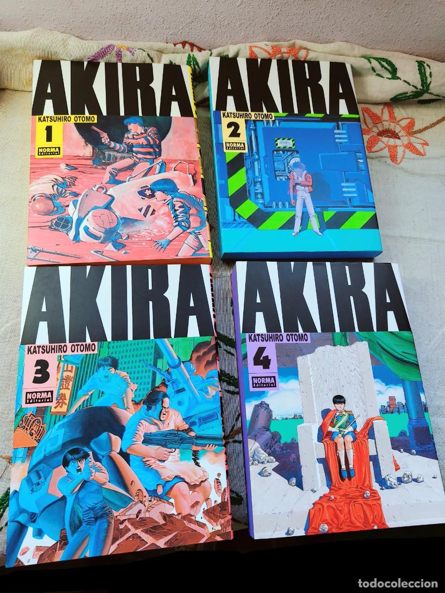 C&oacute;mics: Akira Colecci&oacute;n. N&uacute;meros 1-4. Edici&oacute;n a Blanco y Negro. Katsuhiro Otomo. Norma.