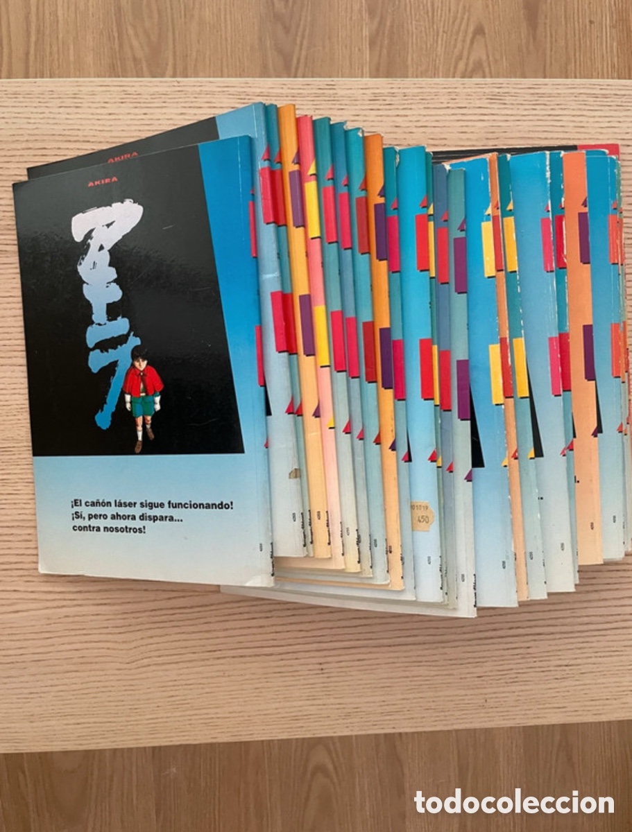 C&oacute;mics: Colecci&oacute;n AKIRA 30 tomos - Foto 7