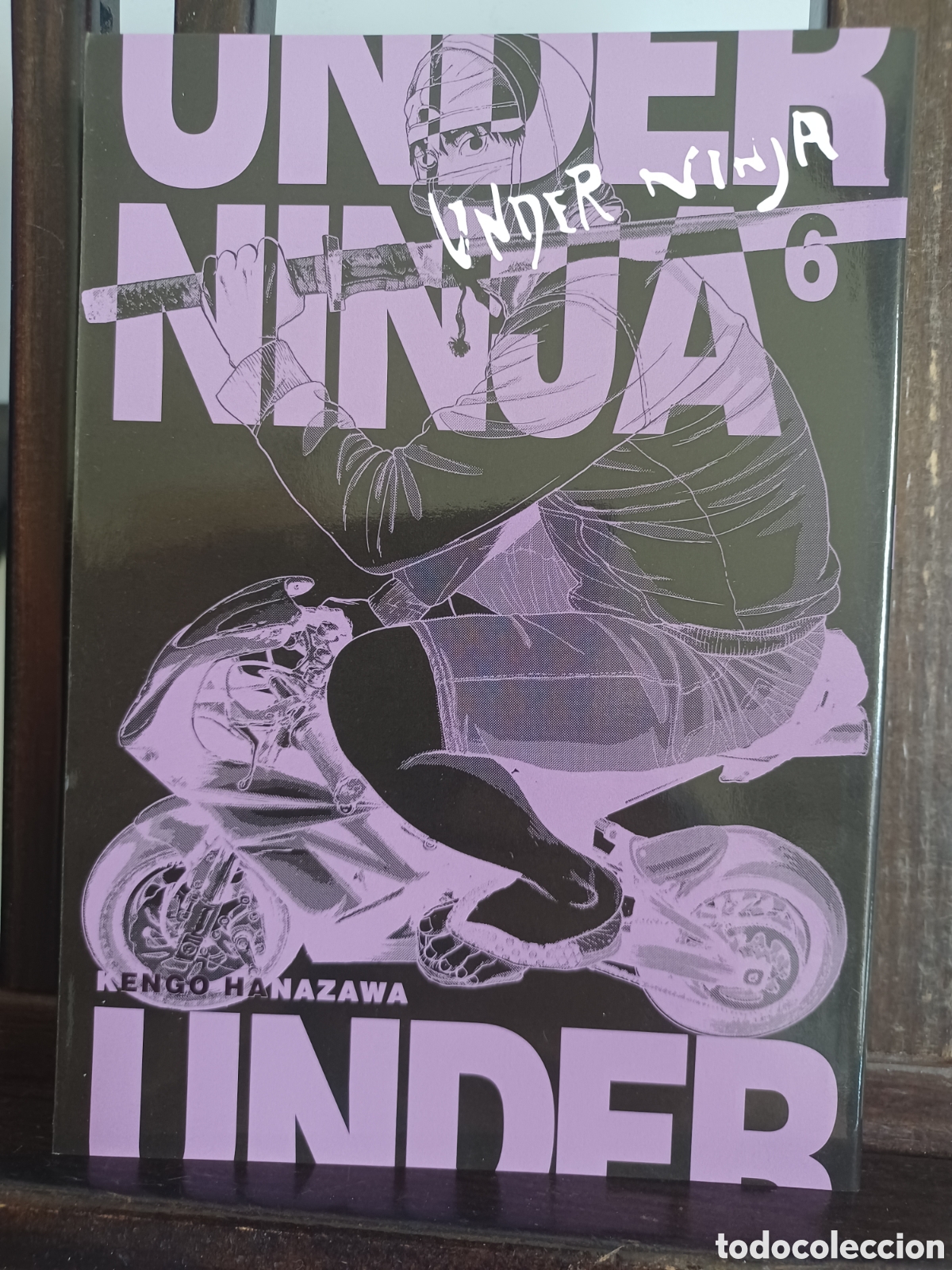 C&oacute;mics: Under Ninja 6/ Kengo Hanawaza/ Seinen/ Norma/ NUEVO A ESTRENAR