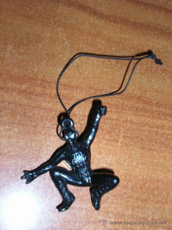 C&oacute;mics: spiderman negro-colgante - Foto 1