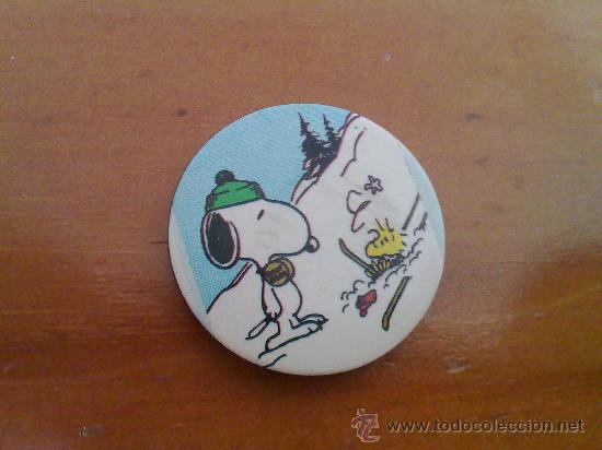 C&oacute;mics: CHAPA PIN ALFILER SNOOPY EN LA NIEVE - Foto 1