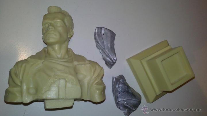 C&oacute;mics: BUSTO TERMINATOR - Foto 2