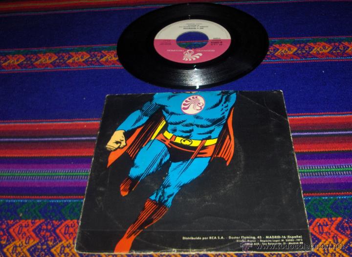 C&oacute;mics: LA PARTE DE ATR&Aacute;S DE LA CARPETA Y EL DISCO. - Foto 2