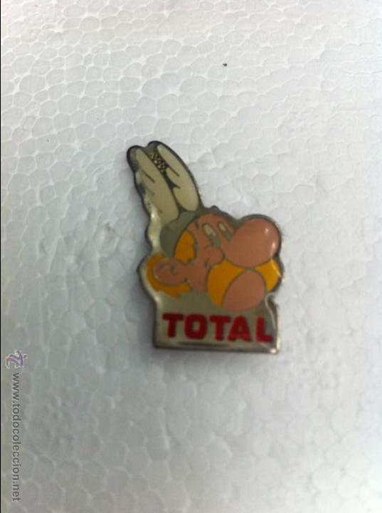C&oacute;mics: PIN ASTERIX GASOLINERA TOTAL PIN COMICS - Foto 1