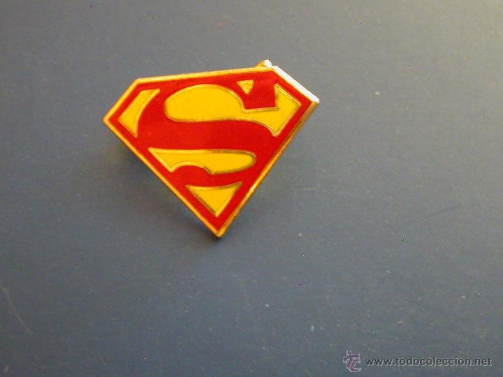 C&oacute;mics: Insignia de Superman (tipo pin) DC 1989 - Foto 1