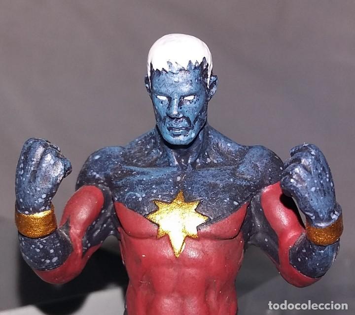 C&oacute;mics: Figura de Plomo Marvel N&ordm; 46 Captain Marvel. Con Caja. - Foto 2