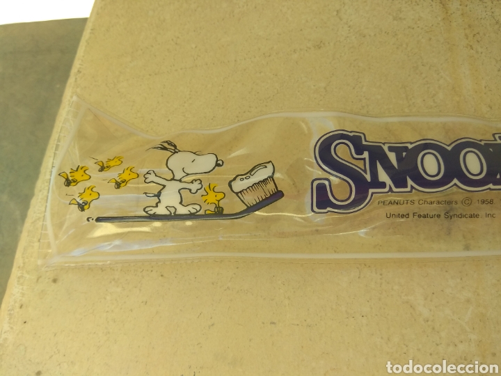 C&oacute;mics: Cepillo de Dientes Snoopy - Peanuts - Raro - - Foto 7