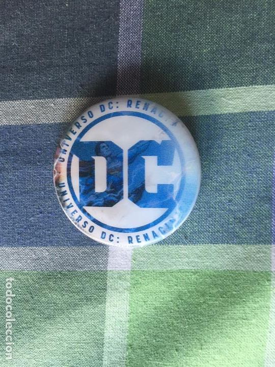 C&oacute;mics: Chapa 3 D universo dc RENACIMIENTO - Foto 1