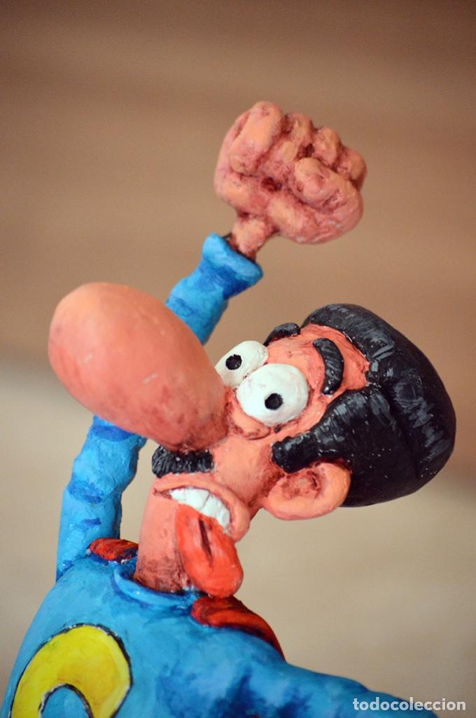 C&oacute;mics: Escultura de Superl&oacute;pez - Foto 9