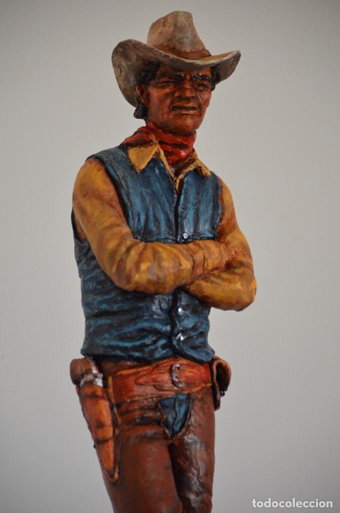 C&oacute;mics: Escultura Teniente Blueberry - Foto 3