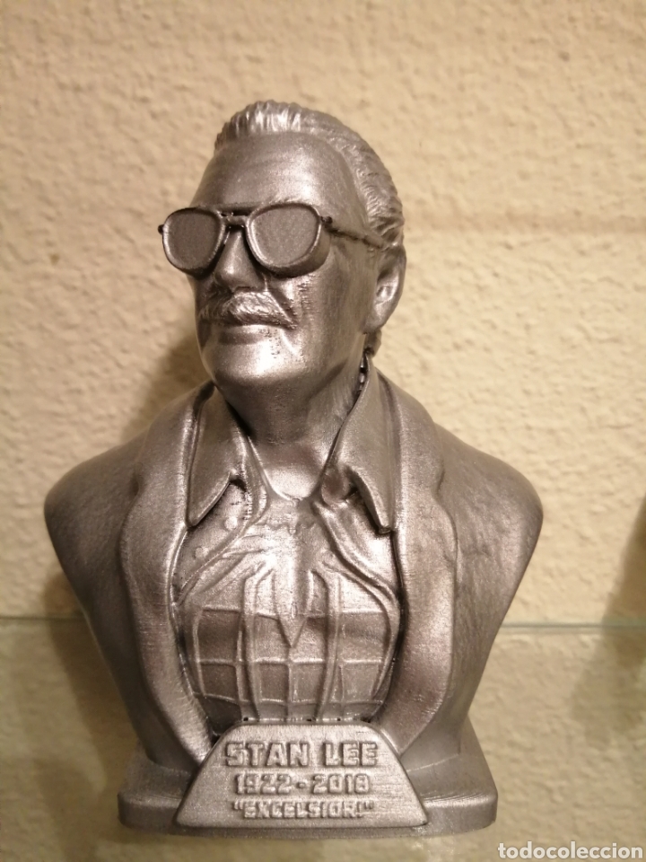 C&oacute;mics: BUSTO STAN LEE IMPRESI&Oacute;N 3D 12 CM - Foto 1