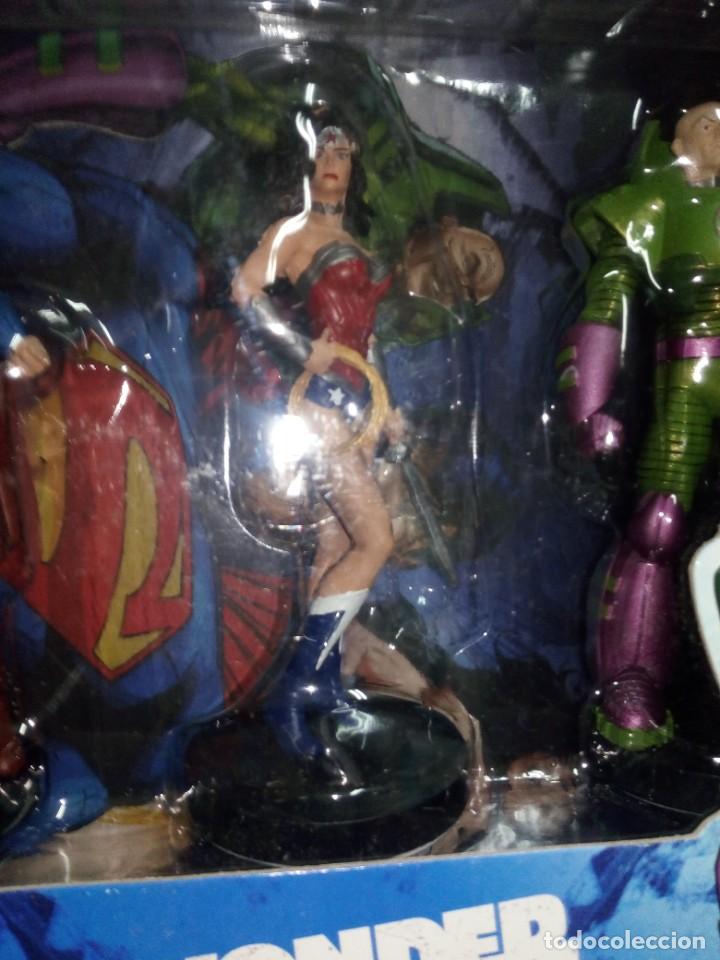 C&oacute;mics: DC Comics Masterpiece Collection Superman - Foto 3