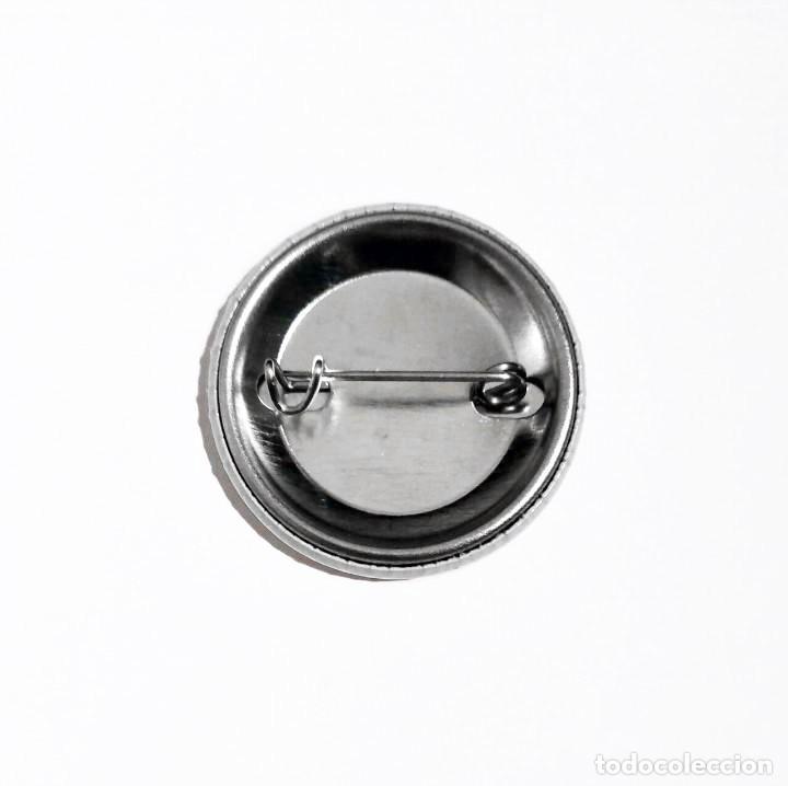 C&oacute;mics: HULK - CHAPA 31MM (CON IMPERDIBLE) - Foto 2