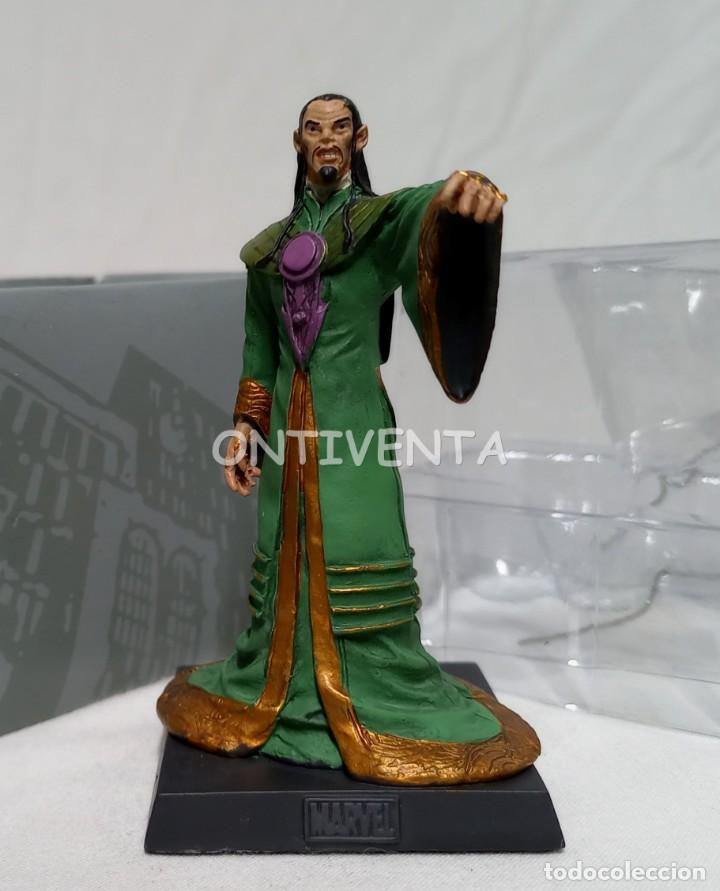 C&oacute;mics: Figura de plomo Marvel 94 Mandarin. Con caja. - Foto 3