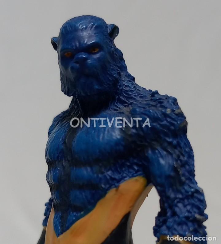 C&oacute;mics: Figura de plomo Marvel 16 Beast. Sin caja. - Foto 2