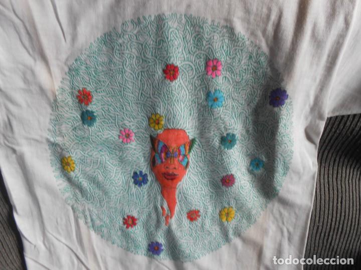C&oacute;mics: CAMISETA 100x100 algod&oacute;n - Foto 1