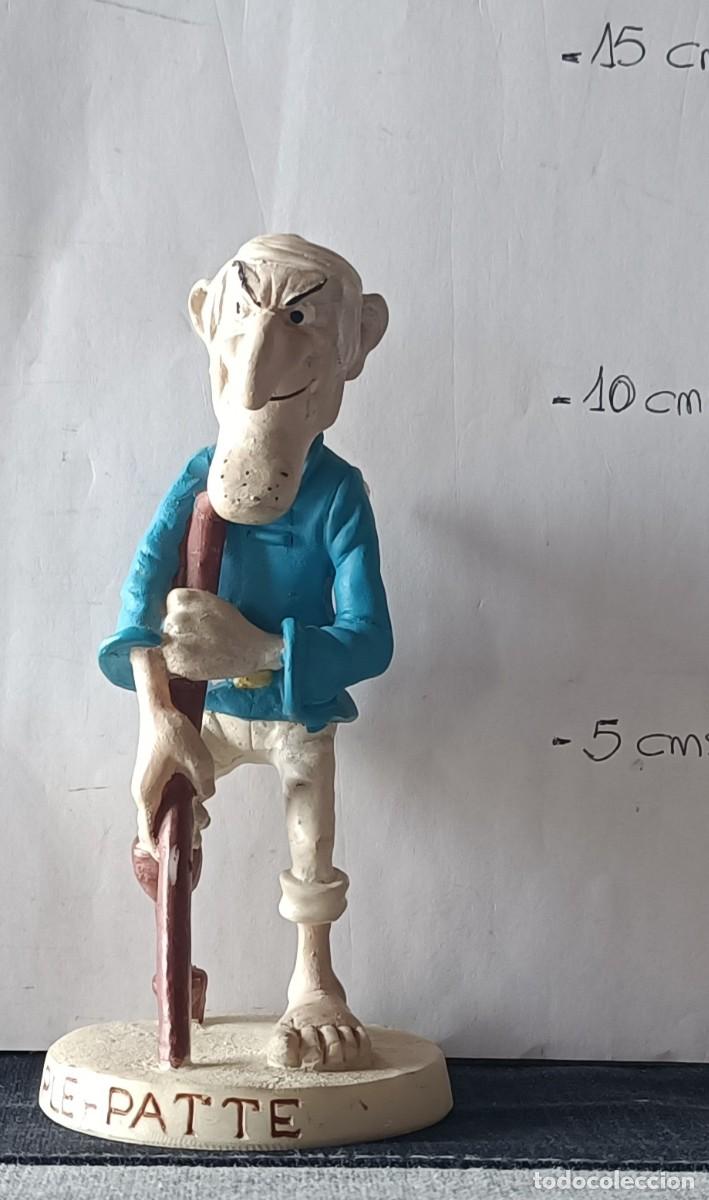 C&oacute;mics: Figura Tres patas pirata La Gaule et l'Empire Romain avec Ast&eacute;rix 38 Atlas Plastoy