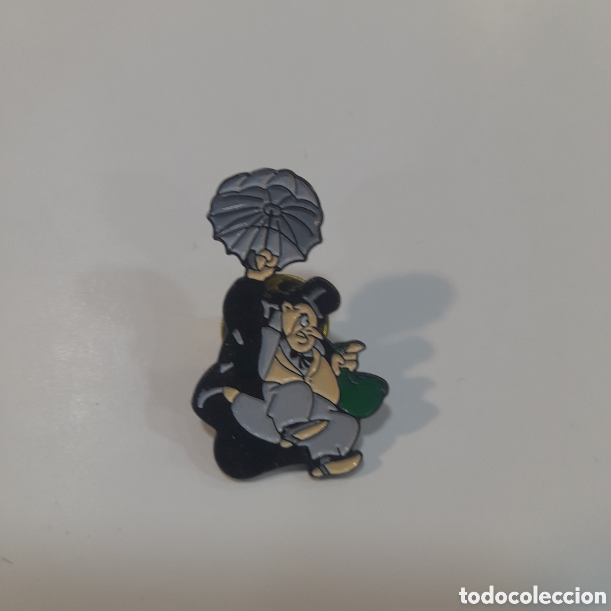 C&oacute;mics: Pin de Batman: Ping&uuml;ino - Foto 1