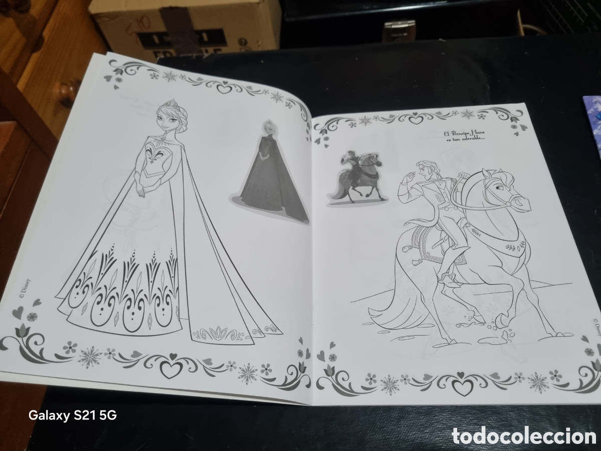 C&oacute;mics: FROZEN PEGA Y COLOREA CON PEGATINAS NUEVOS - Foto 2