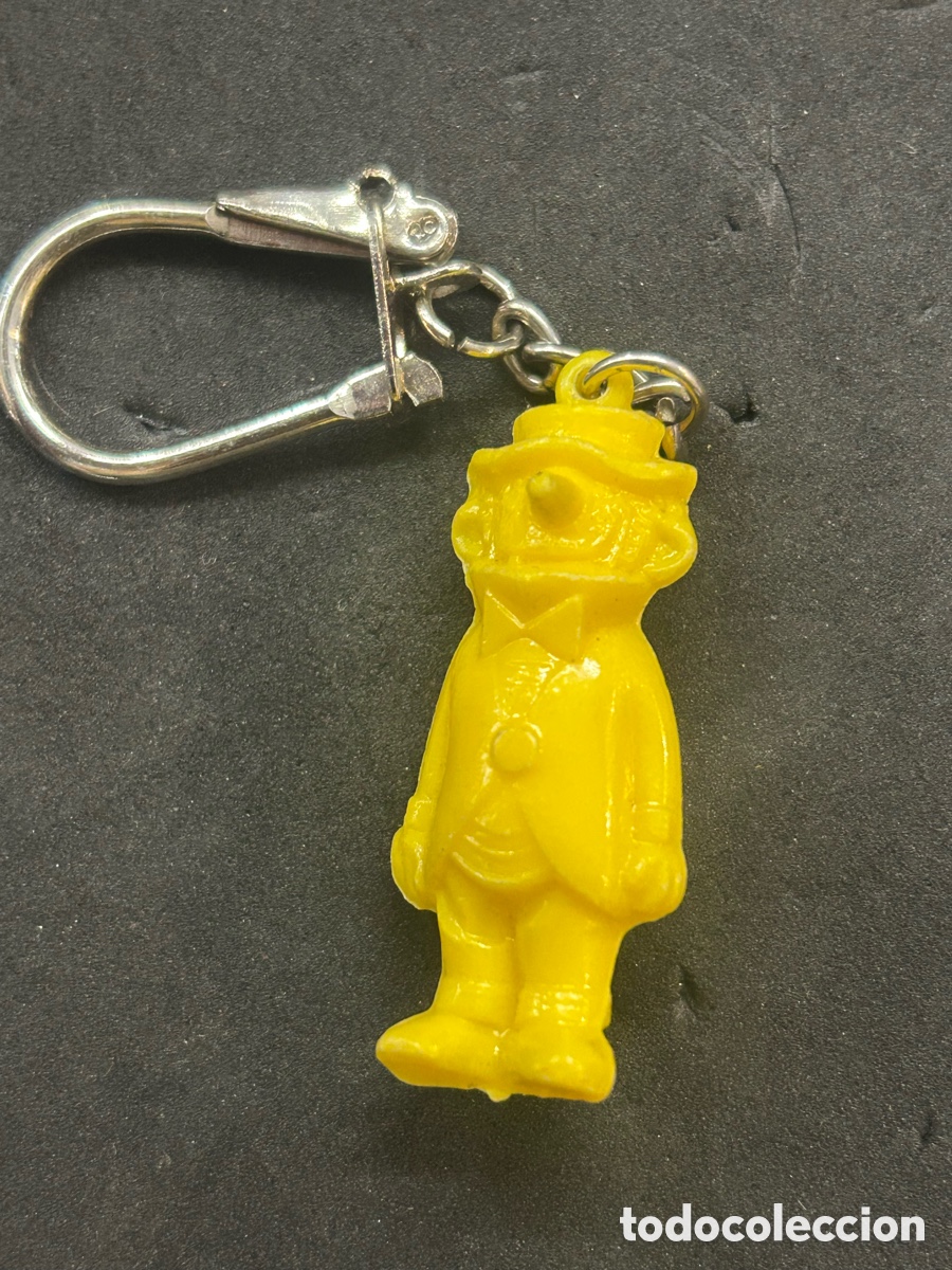 C&oacute;mics: Llavero Carpanta amarillo - Foto 1