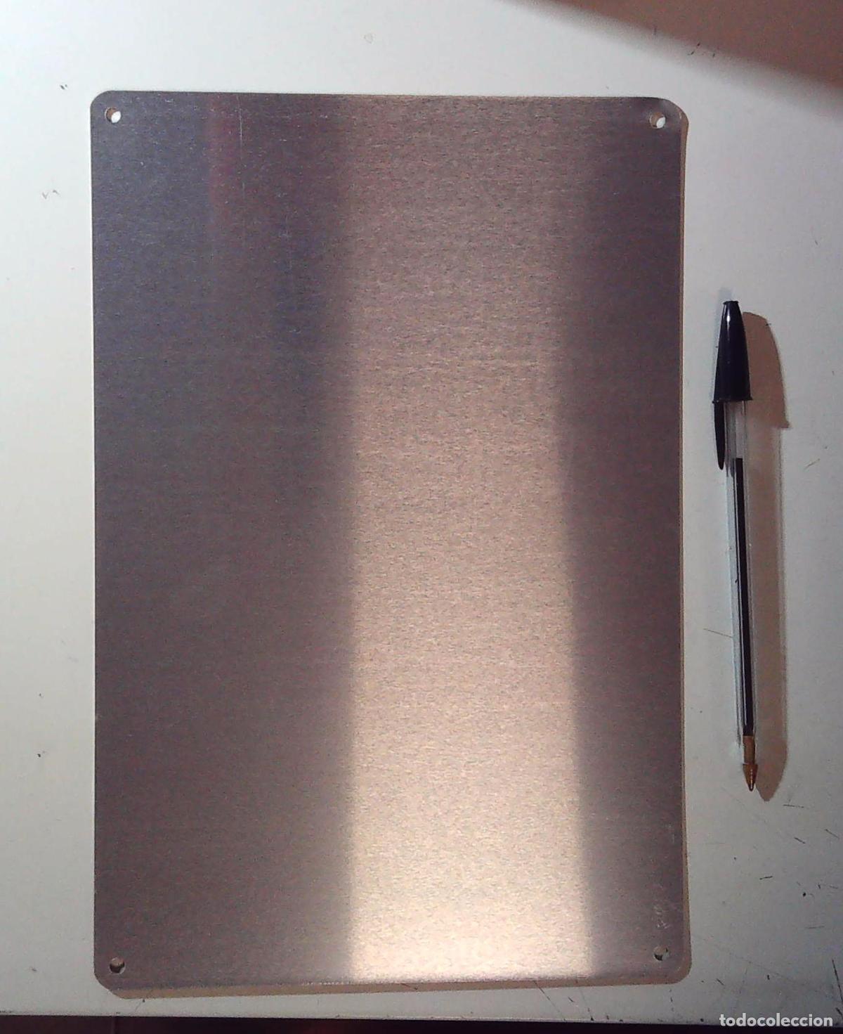 C&oacute;mics: dodge danpei bola de dan placa metalica - Foto 2